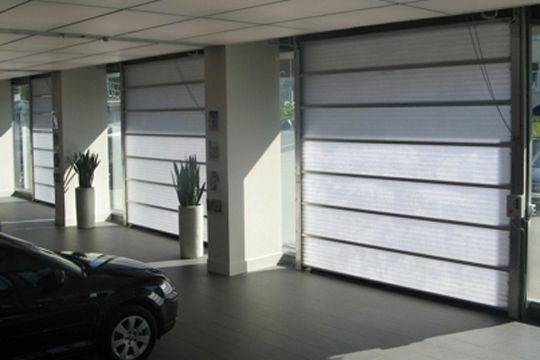 Hubtore für den Audi-Verkaufsraum. (Archiv: Vogel Business Media)