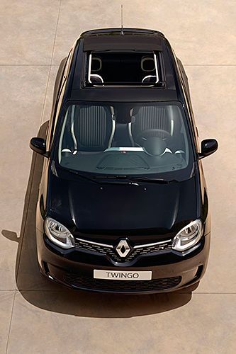 Schon immer ein gutes Verkaufsargument für den Twingo: die große Dachöffnung. (Bild: Renault)