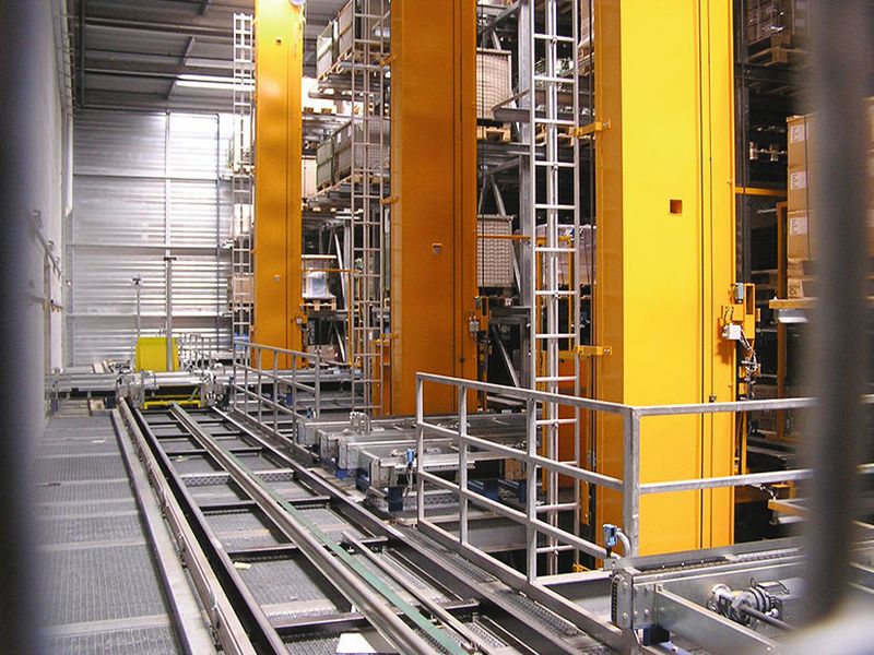 Die Optimierung des Materialflusses bietet Betrieben die Chance, Produktionsprozesse an neue technologische Standards wie Industrie 4.0 anzupassen. (Bild: Sysmat)