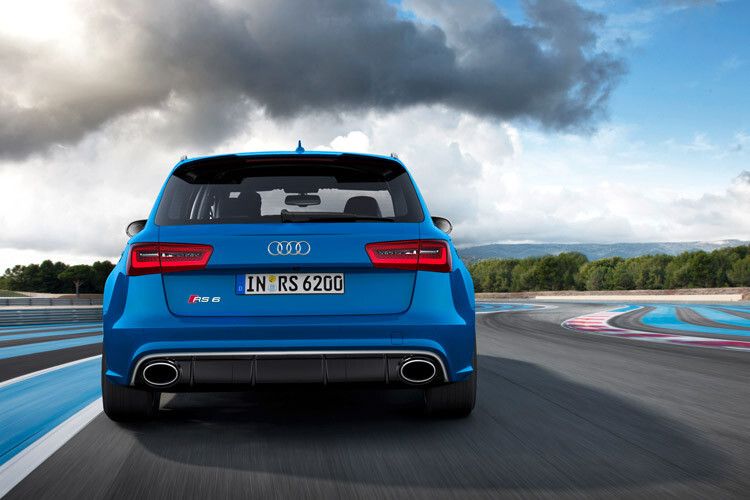 Der Preis ist stolz: 107.900 Euro müssen sportliche Kombi-Fans für die Grundversion hinlegen. (Foto: Audi)