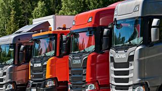 Dassault Systèmes‘ 3D-Experience Plattform beschleunigt in Zukunft die Digitalisierungsstrategie von Scania. Funktionale Eigenschaften und Prozesse können so realistischer simuliert werden. (Scania)