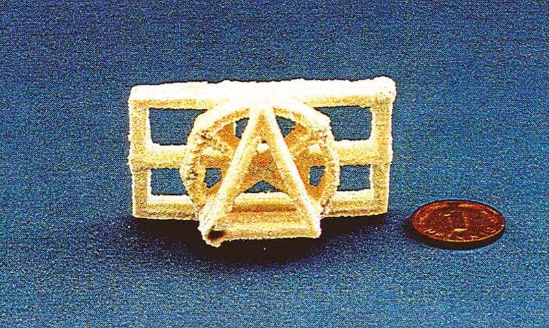 Eines der ersten Druckergebnisse, von Voxeljet aus den 90er-Jahren. (Bild: Voxeljet)