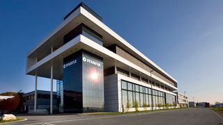 Die Manz AG ist insolvent. Im Bild: der Firmensitz in Reutlingen. (Bild: Manz)