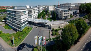 Kein Kerngeschäft mehr! Schaeffler (hier der Hauptsitz des Unternehmens) trennt sich vom Geschäft mit Antriebsketten für Verbrenner, wie gestern bekannt gegeben wurde. (Bild: Schaeffler)