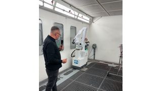 Im Rahmen „Innovation Day“ stellte PPG den Spritzlackierroboter PaintGo und seine Möglichkeiten vor. Zusammen mit dem Hersteller und Partner ONEW will man ihn am Markt etablieren. (Bild: Otto - VCG)