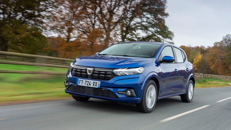 Platz 1 bei den Gas-Autos im November 2021: Dacia Sandero, 727 Neuzulassungen (Dacia)