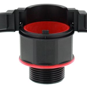 Die Brace-Fitting-Verschraubung aus Kunststoff verfügt laut Hersteller über einen einfachen Klappmechanismus und eine eingespritzte Dichtung, die auch von außen gut sichtbar ist.