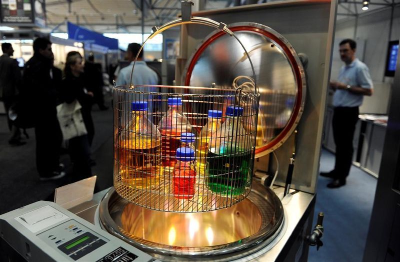 In der Biotechnologie ist das Sterilisieren unerlässlich.  (Bild: Deutsche Messe)