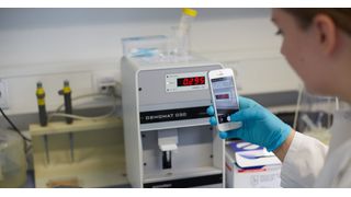 Fotos von Messdaten oder Experimentzuständen können ins digitale Laborbuch übernommen werden. (Bild: Labfolder)