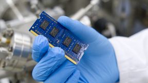 In futuro, i rivestimenti polimerici autopolarizzanti potrebbero trovare impiego in una vasta gamma di componenti elettronici. (Bild: Università di Kiel/C. Anders)