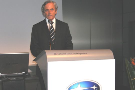 Subaru-Deutschland-Chef Jens Becker erwartet im „sicher schwierigen Jahr eins nach der Umweltprämie“ mit geschätzten 2,8 Millionen Neuzulassungen keine Katastrophe, sondern die „Rückkehr zur Normalität“. „Dies wird vor allem den Automobilherstellern dabei helfen, endlich wieder zu realistischeren Absatzzielen zurückzukehren.“ (Archiv: Vogel Business Media)