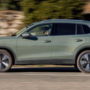 Je nach Ausstattung montiert VW bis zu 20 Assistenzsysteme.(Bild:  VW)