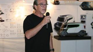 Professor Martin Smith stellt in dem neuen Studiengang Mobilitätslösungen der Zukunft in den Mittelpunkt. (Bild: Hong Kong Polytechnic University)