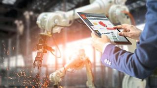 Mit dem webbasierten i4-Designer können auch komplexe HTML5-Visualisierungen ohne HTML-Kenntnisse per Drag & Drop erstellt werden. (Webfactory)