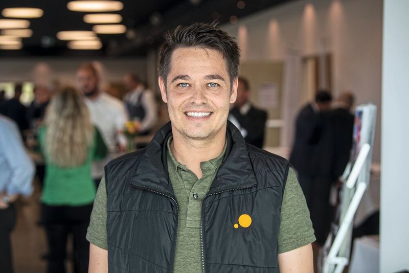 Florian Blöchlinger, Steinel Solution AG: «Unsere Motivation zur Teilnahme am AT-Sensoriktag besteht darin, dass wir als Sensorik-Hersteller mit Schnittstellen zu IoT, mit anderen Unternehmen in Kontakt treten und so die Trends auf dem Markt zu erkennen.» (Bild: Thomas Entzeroth)