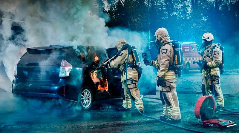 Batteriebrände gelten als besonders schwierig zu löschen. (Bild: Hiload 6x6)