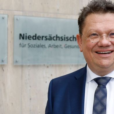 Dr. Andreas Philippi, niedersächsischer Minister für Soziales, Arbeit, Gesundheit und Gleichstellung.
 (© Nds. Sozialministerium)