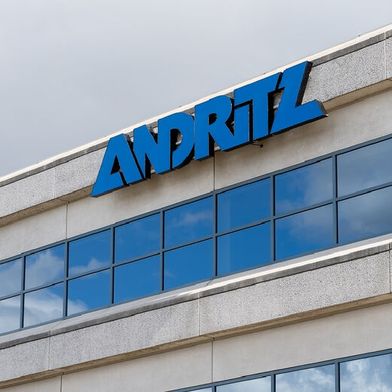 Insgesamt solide und mit starken Auftragseingängen im Rücken, blickt das Grazer Technologieunternehmen Andritz auf das Jahr 2025 hier zurück ... (Bild: Andritz)