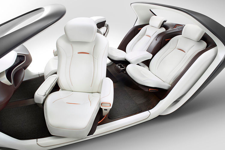 Adient – ehemals Johnson Controls Automotive Seating – präsentierte Sitzkonzepte für Level 3 und 4 des automatisierten Fahrens. (Adient)