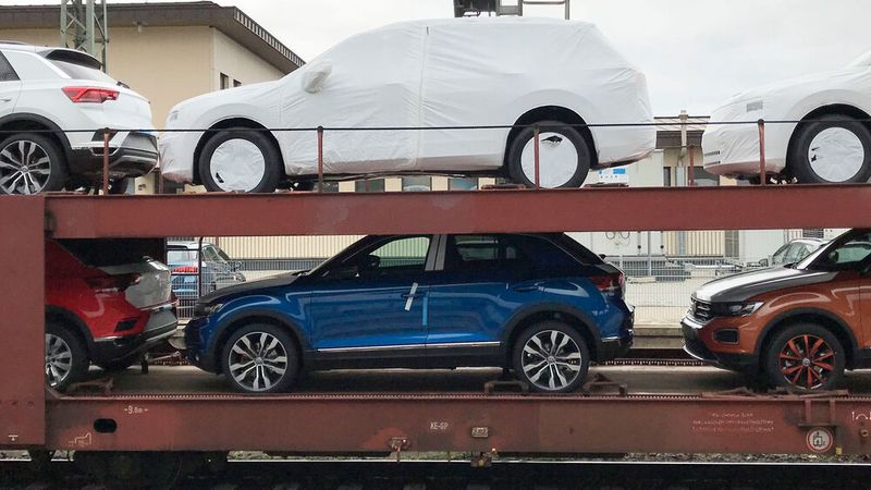 Konzernweit liegen Volkswagens Auslieferungen seit dem Jahresbeginn um mehr als ein Fünftel (-21,5 %) unter dem Wert für 2019.(Bild:  Seyerlein / »kfz-betrieb«)