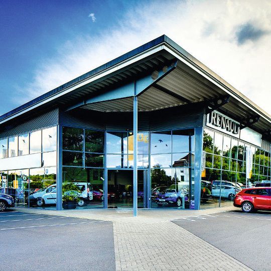 Der Renault- und Dacia-Standort in Gießen gehört seit 2014 zur Wahl Group. Der Renault- und Dacia-Standort in Gießen gehört seit 2014 zur Wahl Group.