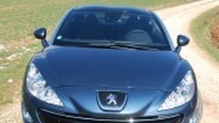 Mit dem Sportwagen RCZ bricht Peugeot zu neuen Ufern auf. (Archiv: Vogel Business Media)