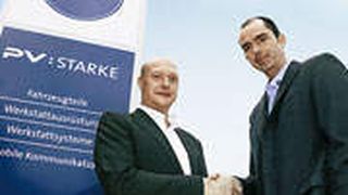 PV-Geschäftsführer Stephan Rahmede (rechts) nutzt das Know-how von Maik Starke im regionalen Markt.  (Foto: Rubbel)