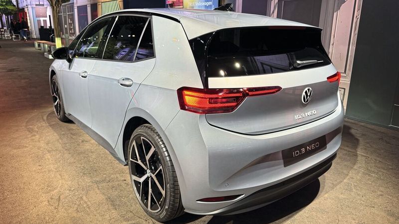 Optisch lehnt Volkswagen den ID 3 Neo stärker an den Golf an. (Bild: Achter – VCG)