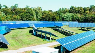 Messungen am KIT sollen bestimmen, wie sich die Verschmutzung der Solarpanele durch abgelagerten Mineralstaub auf die Photovoltaikleistung auswirkt. (Sandra Göttisheim)