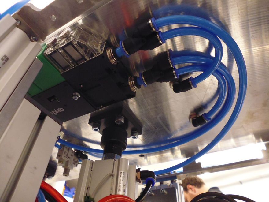 greifer-f--r-die-energiewende-2 (PIAB Vakuum GmbH)