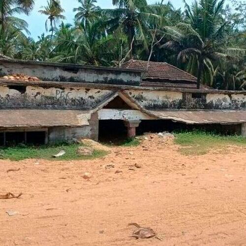 The researchers studied people’s perceptions, beliefs and knowledge about climate change in two coastal regions, one low-lying island and the other a mainland coast.(Source:  P Afna)