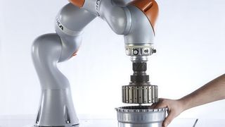 Kuka zeigt auf der Sindex seinen ersten sensitiven, industrietauglichen Leichtbauroboter. (Bild: Kuka)