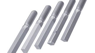 Ob Stoßstähle für Trumpf-Kantenformer (hier im Bild), Messer für Scheren oder Stempel für Nibbler – alle Verbrauchsmaterialien werden ständig weiterentwickelt und im Hinblick auf lange Standzeiten, hohe Produktivität und Leichtgängigkeit optimiert. Das spart Ressourcen. (Bild: Trumpf)