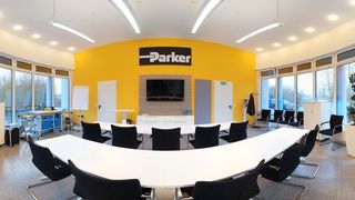 In Parkers neuem Trainingscenter, das mit moderner Technik ausgestattet ist, vermitteln Experten theoretisches und praktisches Fachwissen. (Bild: Parker Hannifin)