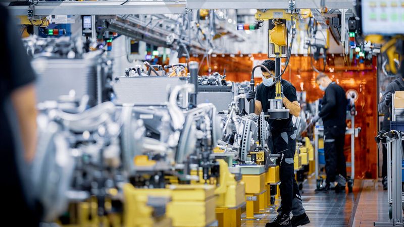 Auch der Produktionsausfall wird voraussichtlich deutlich größer sein als bisher angenommen. (Bild:  Mercedes-Benz)