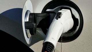 Ein neues Programm der Bundesregierung fördert den Ausbau privater E-Ladeinfrastruktur. (Bild: frei lizenziert)