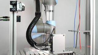 bild-1-handling-biegeschlaffer-teile-mittels-laserscanner (Quelle: ArtiMinds Robotics)