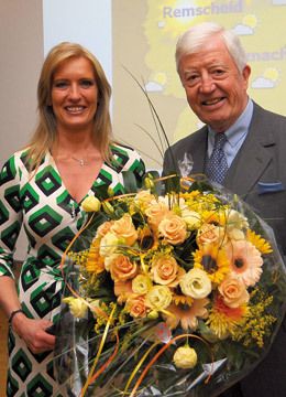 Gute Aussichten: Wetterfee Claudia Kleinert und ZDK-Präsident Robert Rademacher. (Archiv: Vogel Business Media)