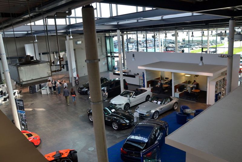 Der markenneutrale „Marktplatz“ verbindet die verschiedenen Fabrikate. (Mauritz / »kfz-betrieb«)