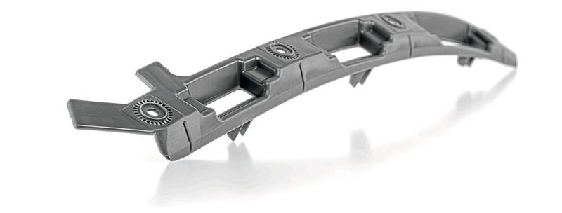 An den Türschwellern lassen sich die Verstärkungen mit Ultraschall anschweißen.  (Bild: Telsonic)