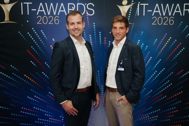 Philipp Müller (l.) und Stefan Hauser von Rittal. (Bild: Manuel Emme Fotografie)