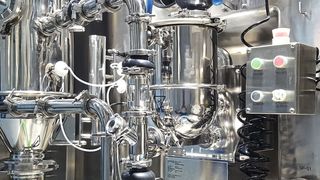 Die Decjet Strahlmühlen bieten Lösungen im Mikronisierungsbereich für die pulververarbeitende Industrie. (Dec Group)