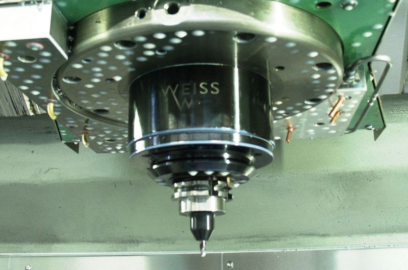 Bohrspindel im industriellen Fertigungsprozess: Mithilfe «intelligenter» Werkzeuge für Industrie 4.0 lassen sich Prozesse autonom optimieren. (Fraunhofer IMS)