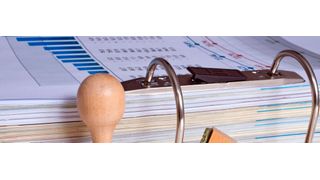 Vertragswerke im Projektgeschäft sind stets in ihrem Gesamtzusammenhang zu betrachten, um nicht falsche Wege in der Konstruktionsarbeit zu beschreiten. (DOC RABE Media - Fotolia)