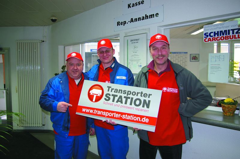 Sind vom neuen Servicemodell für Transporter überzeugt: Matthias Schäfer, Peter Dörr und Wolfgang Kosanke (v. li.) von HFT Riedstadt.  (Foto: HFT)