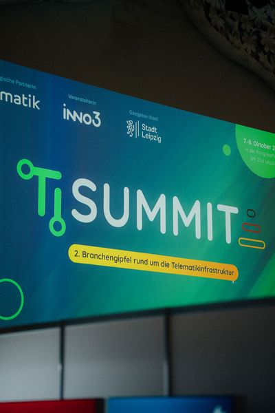 Der TI-Summit 2026, Messekongress und Branchengipfel rund um die Telematikinfrastruktur (TI) und die Digitalisierung der Gesundheitsversorgung in Deutschland, fand am 7. und 8. Oktober in Leipzig statt. (Bild: WACH Studio GmbH)