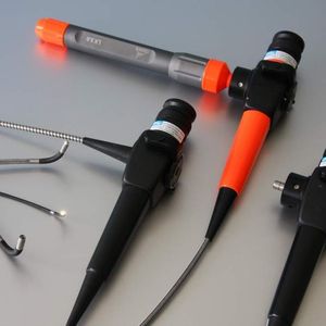 1 Flexible Endoskope der Serien TFS, HKF und NG  eignen sich zur Inspektion von Rohren, Schläuchen oder gekrümmten Bauteilen.