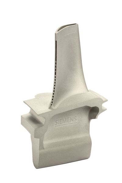 Die Entwickler von Siemens testeten die vollkommmen im 3D-Druckverfahren hergestellte Gasturbinenschaufel unter Volllast in einer Gasturbine. (Siemens AG)