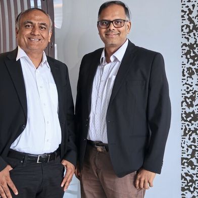 Gründeten gemeinsam zwei Unternehmen in Deutschland: Dhruv Kasavala (links) und Sarma Aryasomayajula. (Bild: Diehl – VCG)