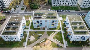 Die viergeschossigen Mehrfamilienhäuser im Wohnquartier Cité Foch in Berlin-Reinickendorf wurden in Stahlrahmenmodulbauweise erstellt.   (Bild: Alho)